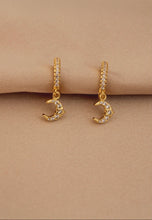 Load image into Gallery viewer, Moon Huggies
